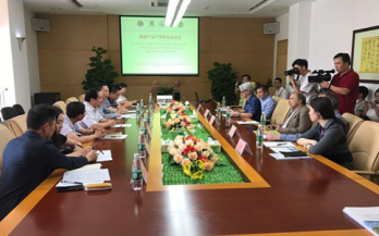 哈佛大学访问团考察我司吉大珠海医院项目
