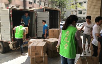 白求恩潮阳医院捐赠300箱药品支援潮阳灾区